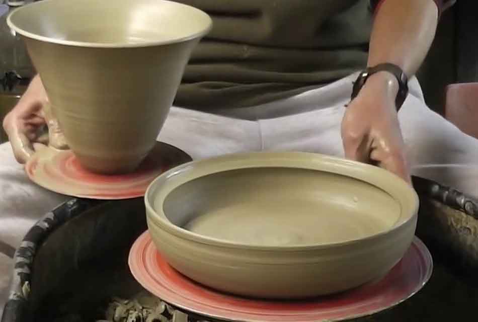 Making a Pottery Tagine