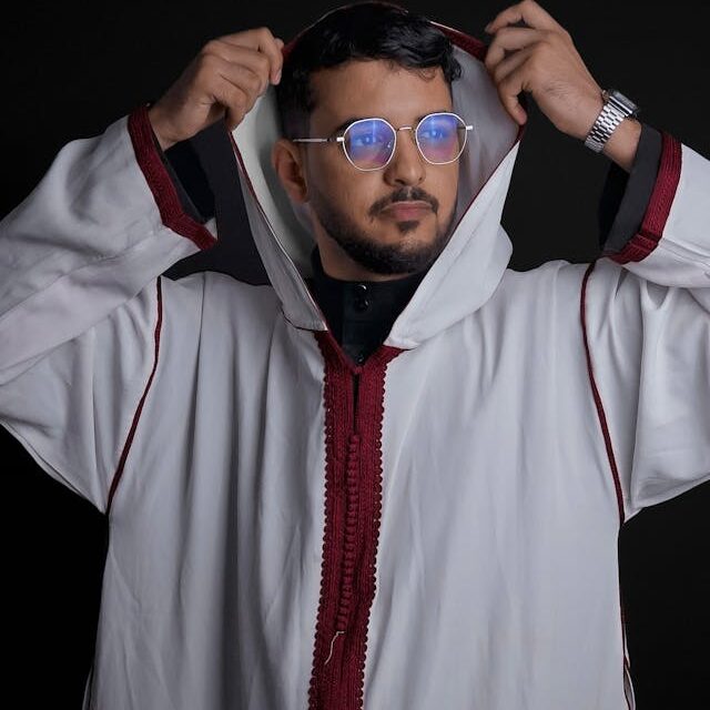 Moroccan Men’s Djellaba: A Symbol of Culture and Identity