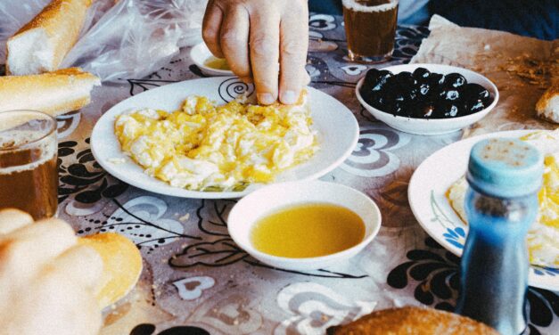 Traditional Moroccan Breakfast: Delicious Local Favorites