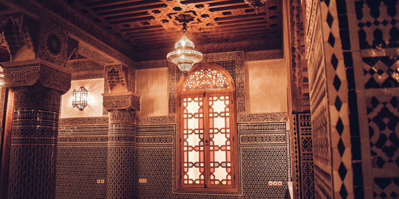 Moroccan Houses: The Surprising Beauty Hidden Inside